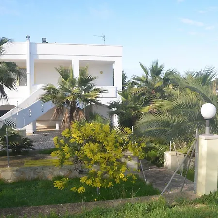 Raucci House Villa