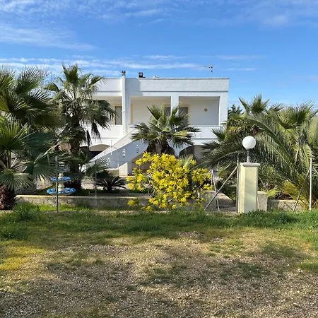Raucci House Villa