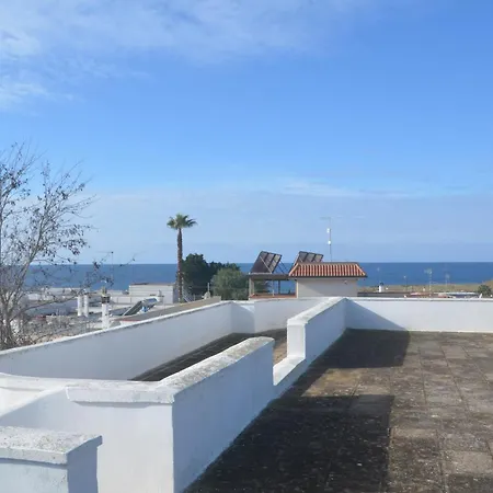 فيلة Raucci House *